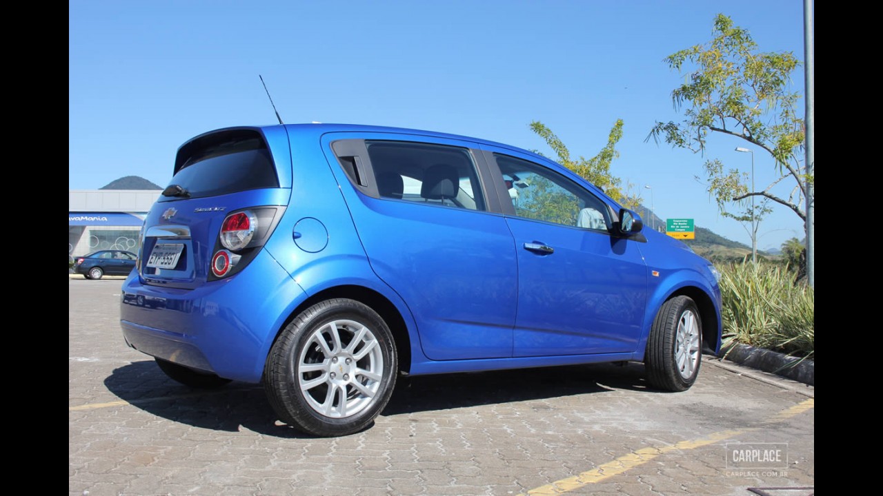 Chevrolet Sonic: Impressões ao dirigir os novos hatch e sedã no Brasil e galeria de fotos em HD