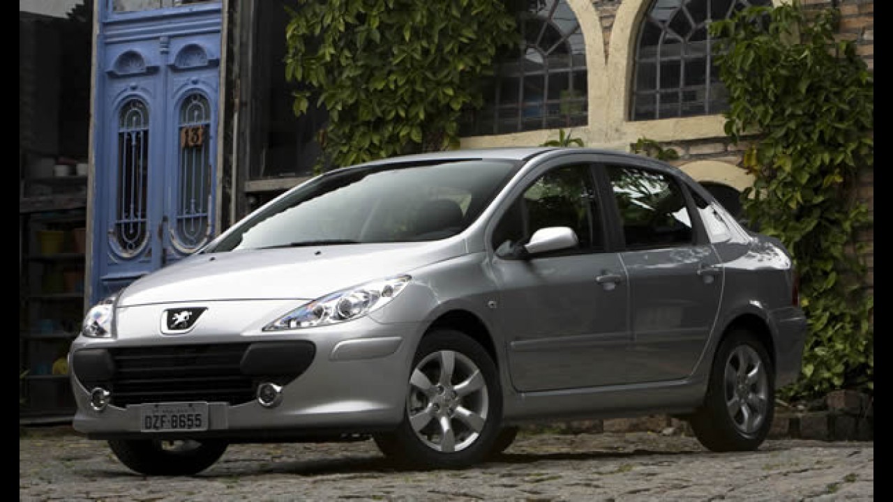 SEDÃS MÉDIOS, resultados de setembro: Corolla volta à liderança e Fluence ultrapassa Jetta