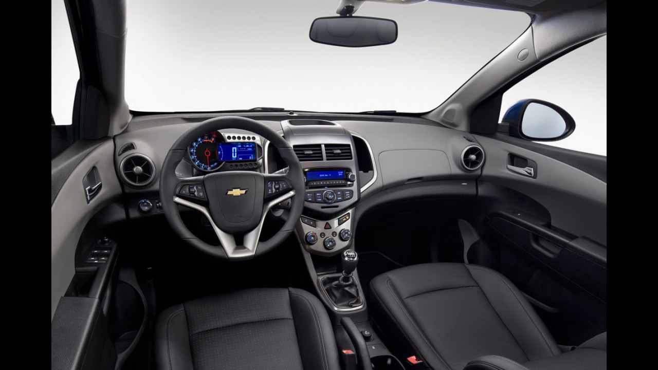 Apesar do aumento do IPI, Chevrolet Sonic continua confirmado para o Brasil