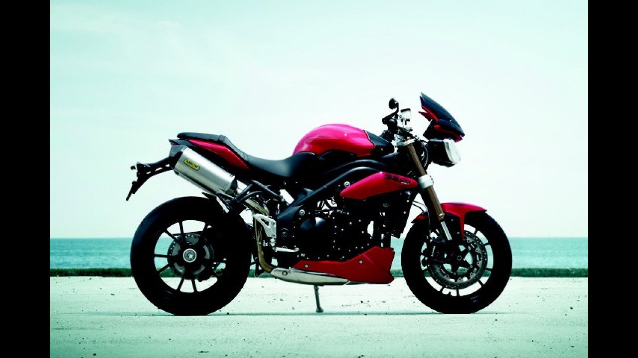 Triumph acelera expansão e projeta vender 2.500 motos em 2013
