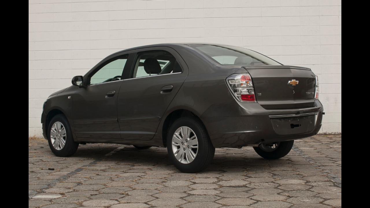 Chevrolet Cobalt 2014 ganha sistema MyLink nas versões LTZ