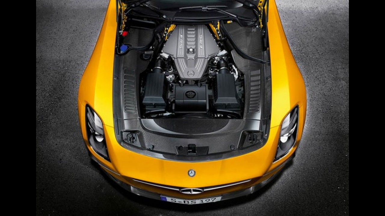 Mercedes-Benz finalmente revela o SLS AMG Black Series