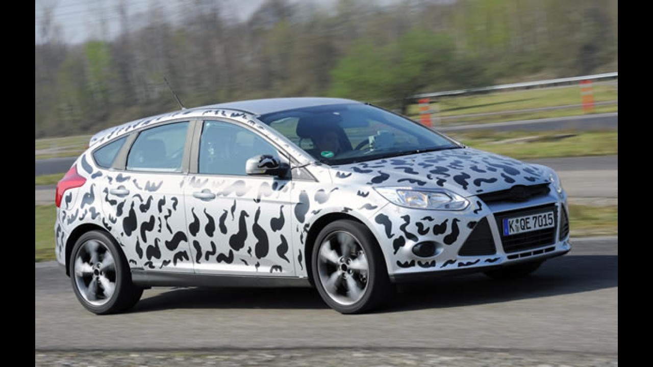 Novo Ford Focus ST: Marca divulga imagens dos testes