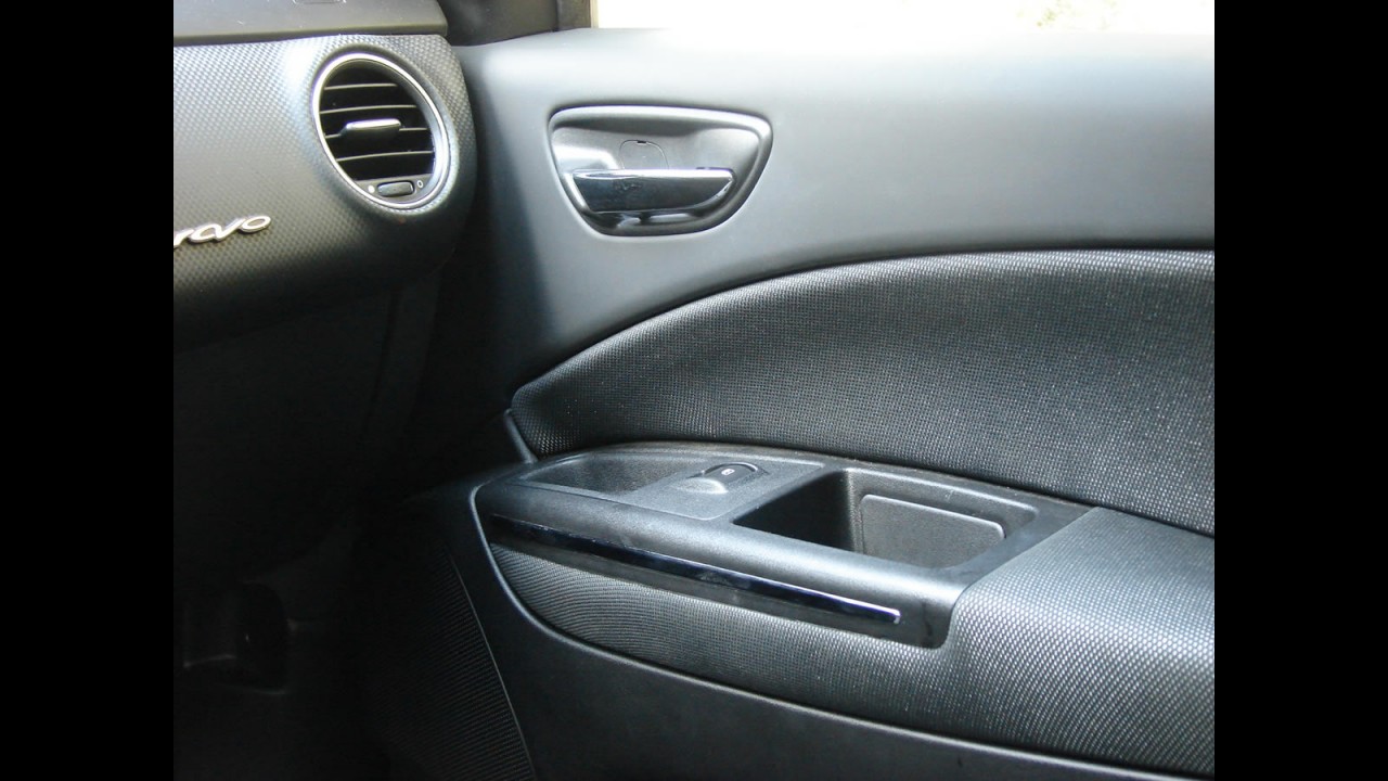 Avaliação - Fiat Bravo Essence 1.8 16V e.TorQ 2011 (Manual)
