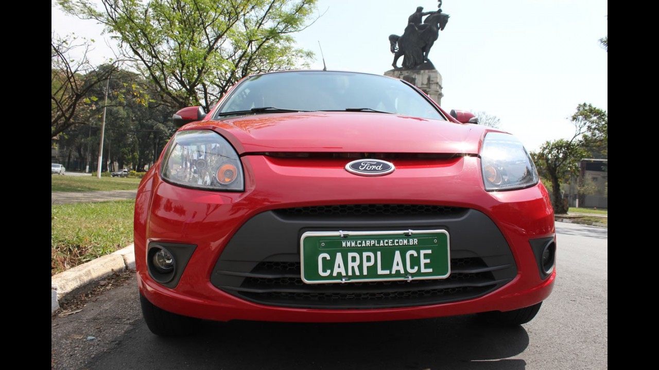 Garagem CARPLACE: Detalhes do visual do Ford KA 2012