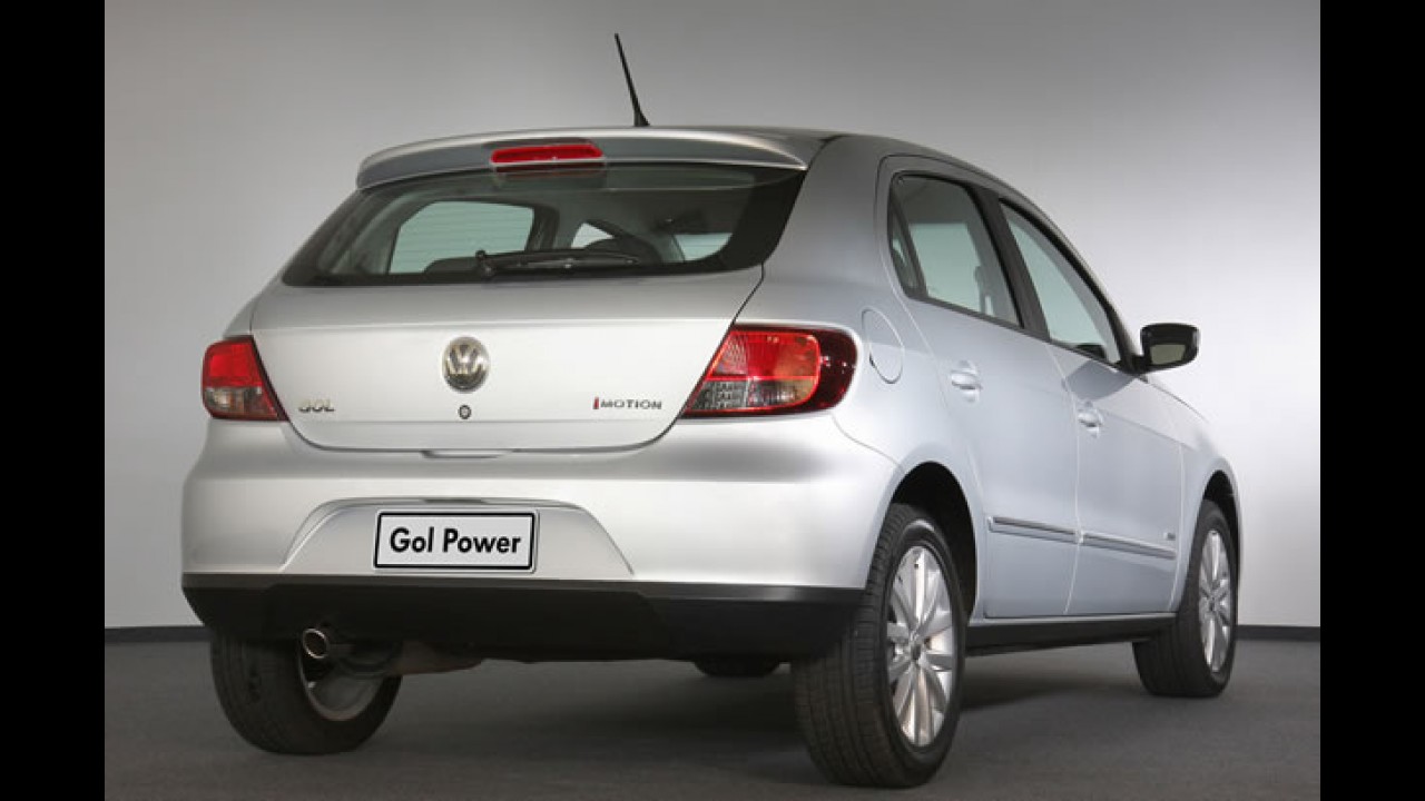 Brasil: Veja a lista dos carros mais vendidos em dezembro de 2010 - Uno cola no Gol