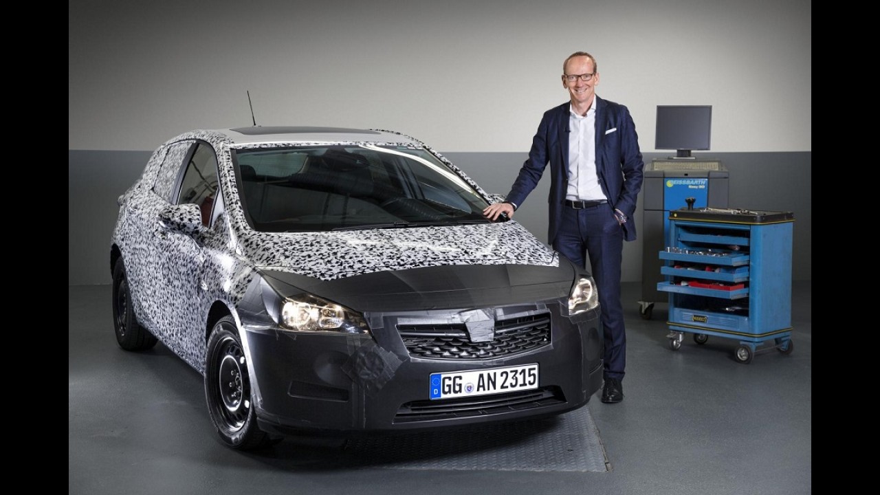 Opel Astra 2016, que estreia em setembro, terá faróis LED Matrix