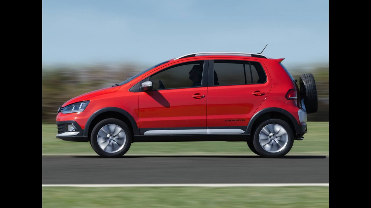 Renovado e mais forte, VW CrossFox 2015 custa a partir de R$ 57.990