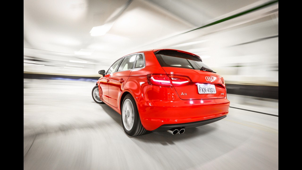 Teste CARPLACE: A3 Sportback é candidato a melhor hatch premium, mas o preço...