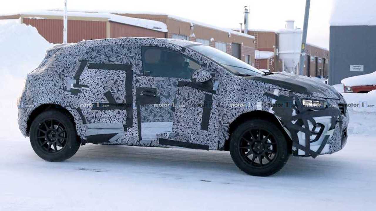 2019 Renault Captur spy photo