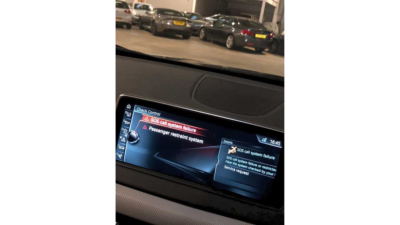 Recovered stolen BMW dashboard SOS Call System Failure