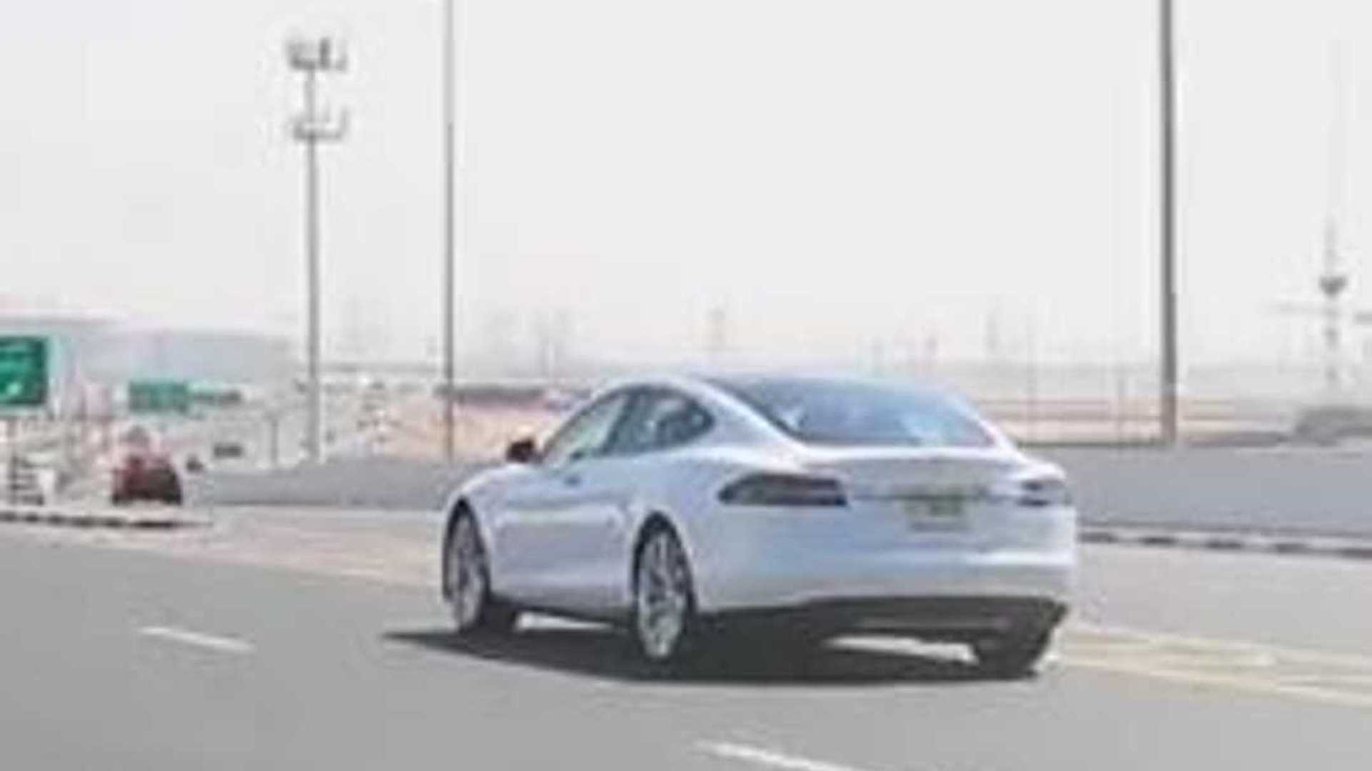 Dubai Getting Charged Up For Electric Vehicle Revolution