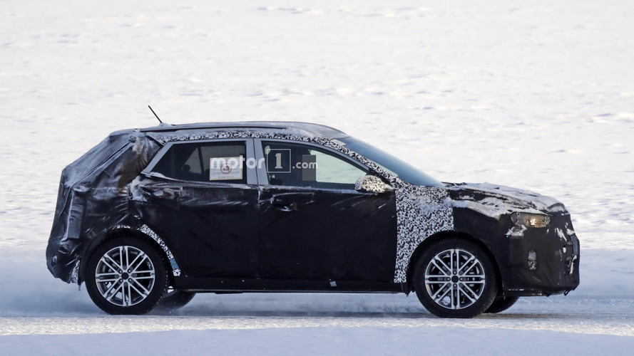 2018 Kia Stonic spy photo