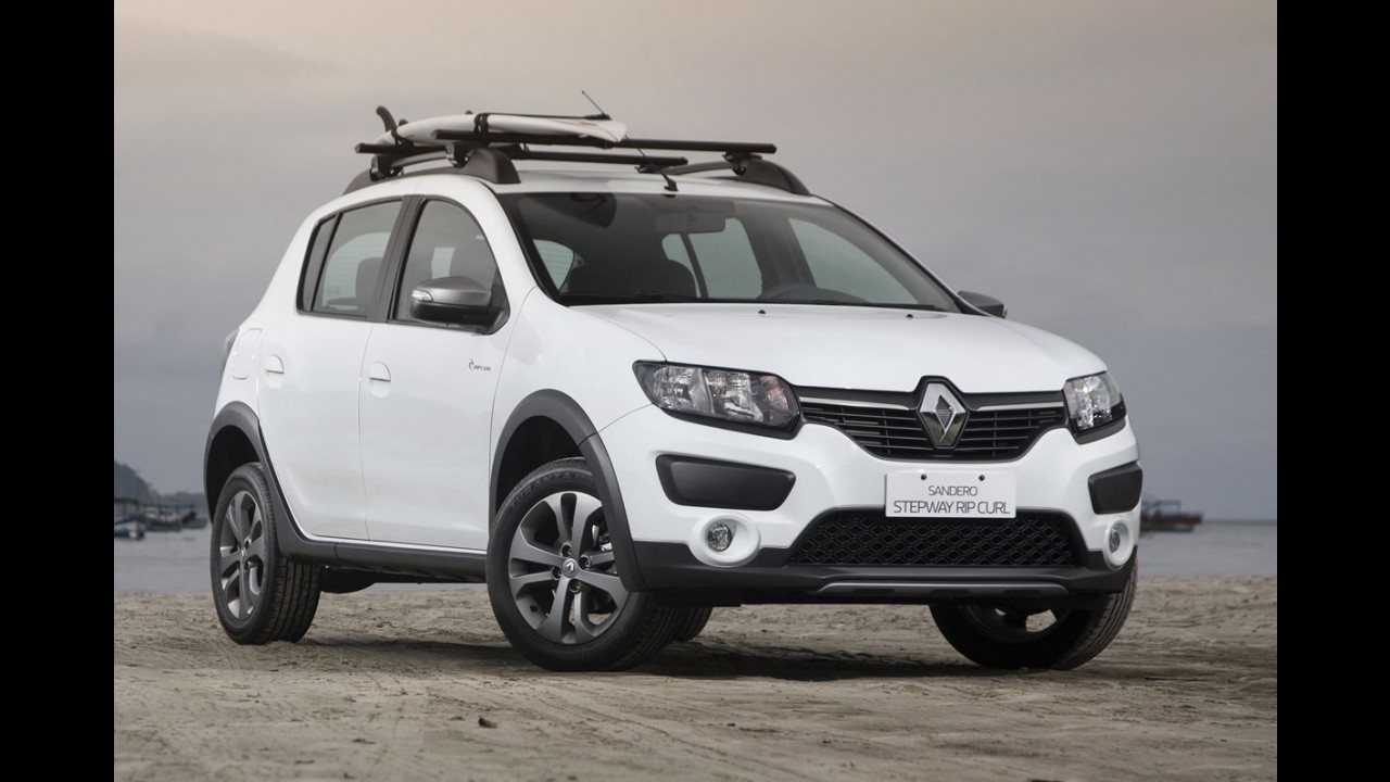 Mais vendidos abril: VW Gol volta ao pódio e Fiat Toro já é segundo entre comerciais