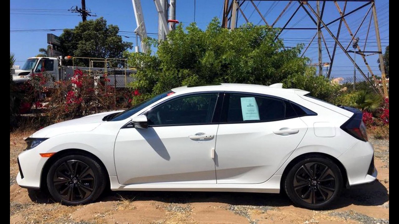 Novo Honda Civic Hatch 2017: versão norte-americana é clicada na rua