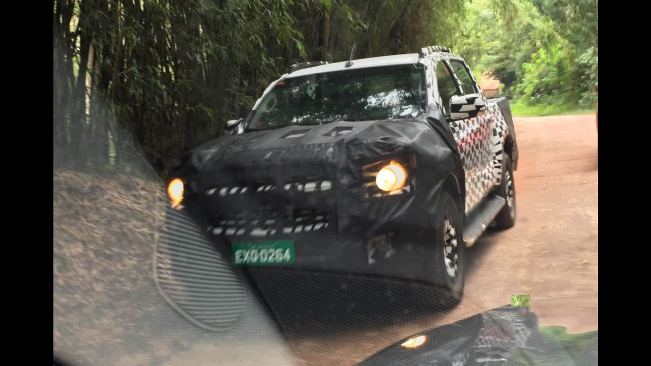 Flagra! Nova Chevrolet S10 2017 aparece pela primeira vez sem disfarces