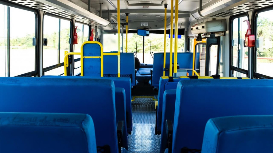 Ônibus Escolar