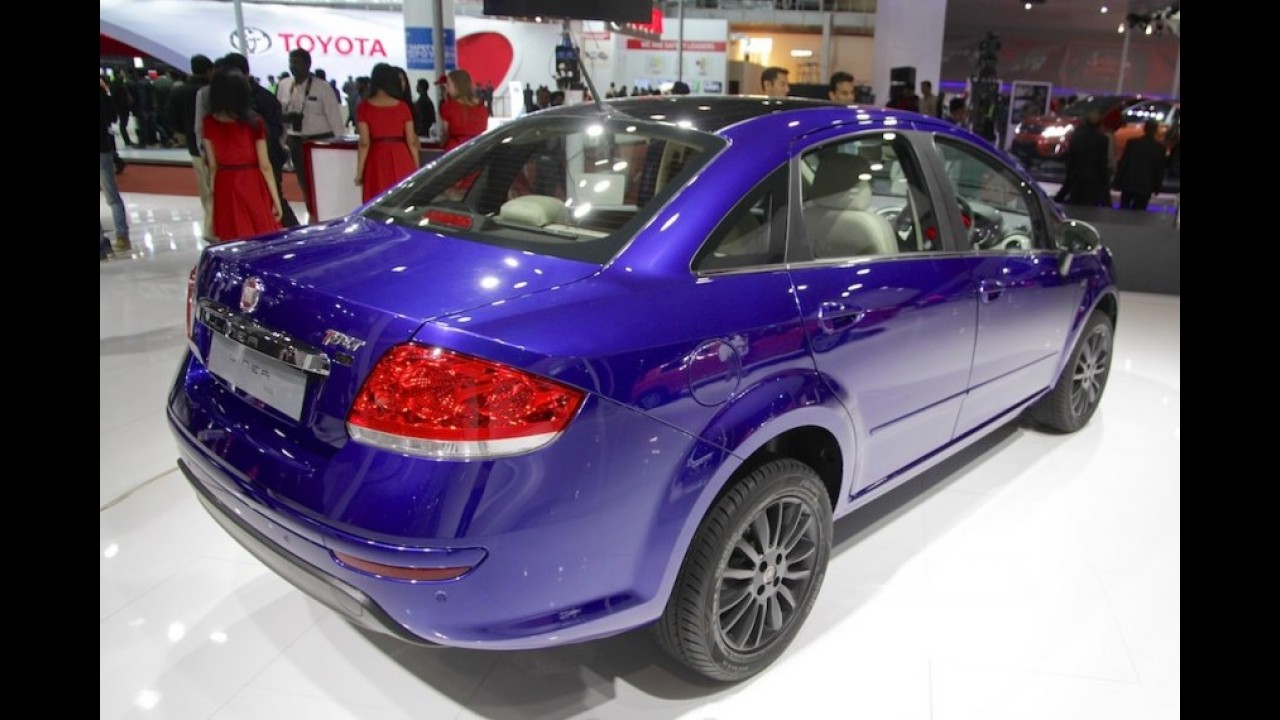 Fiat Linea ganha versão de visual esportivo e motor turbo na Índia
