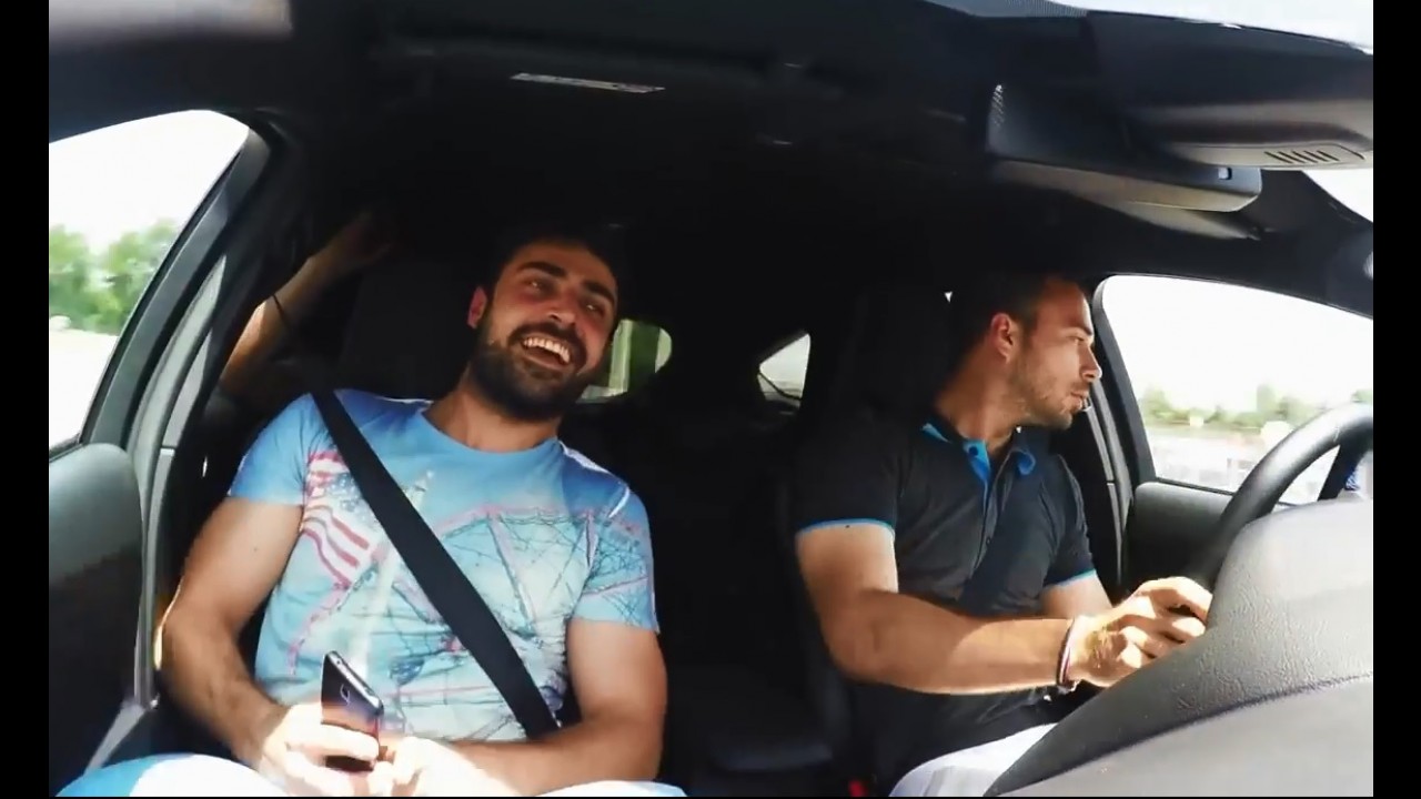 E se você pedir um Uber e vier o Focus RS com um piloto de rali? (vídeo)