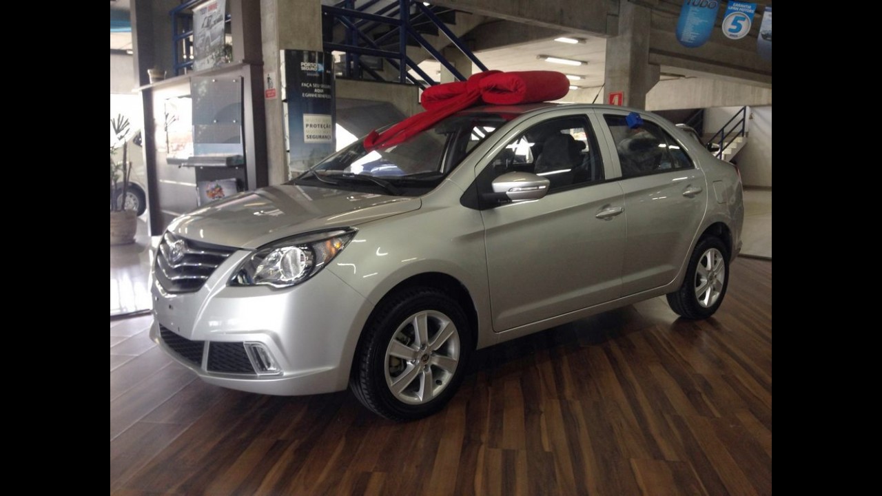 Sedãs compactos: isolado na liderança, Etios Sedan é único a crescer