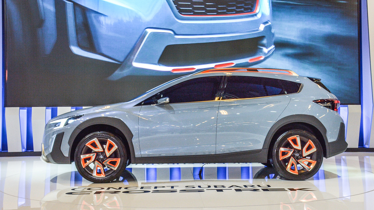 Subaru Crosstrek concept live at 2017 Montreal Auto Show