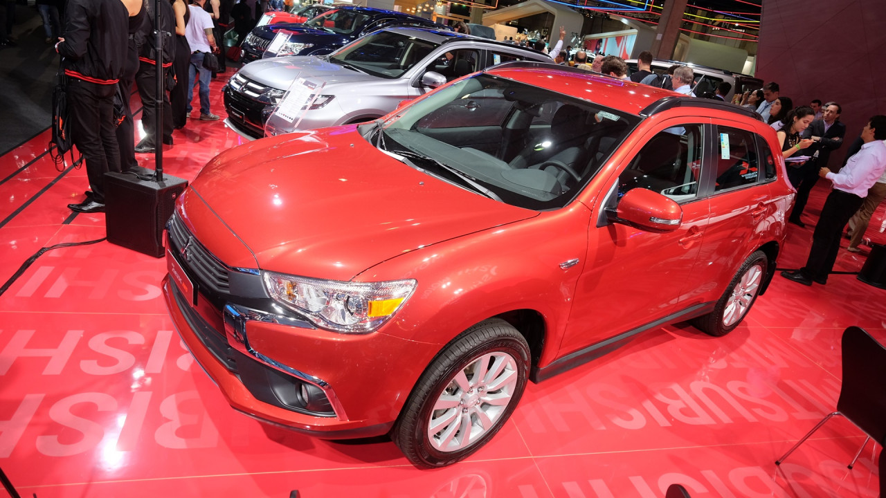 Salão do Automóvel: Mitsubishi ASX 2017 ganha cara nova e mais opções de acabamento