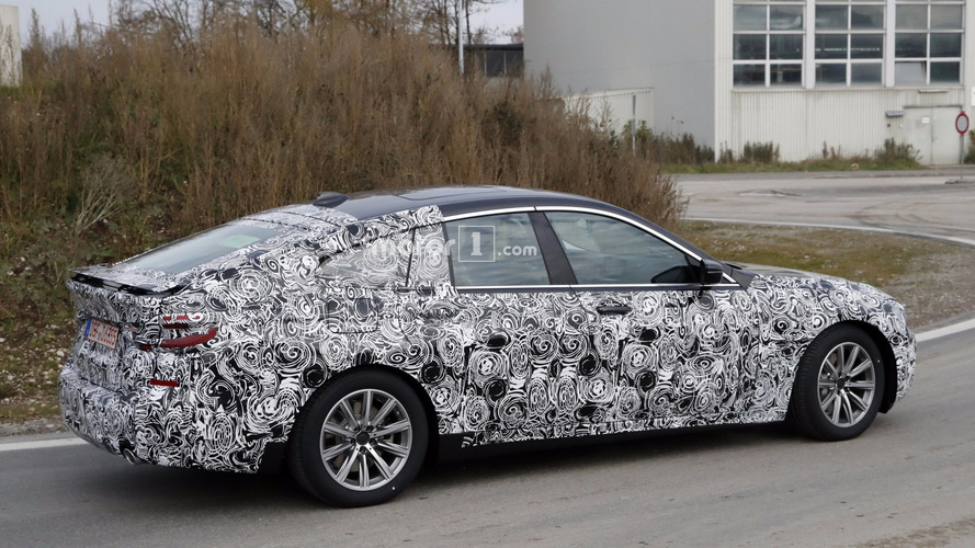 2018 BMW 6 Series GT casus fotoğrafları