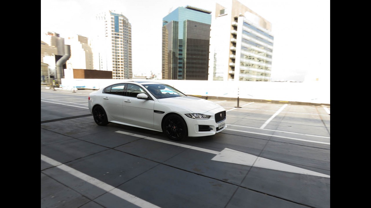 Teste CARPLACE: novo Audi A4 encara Jaguar XE na investida contra BMW e Mercedes