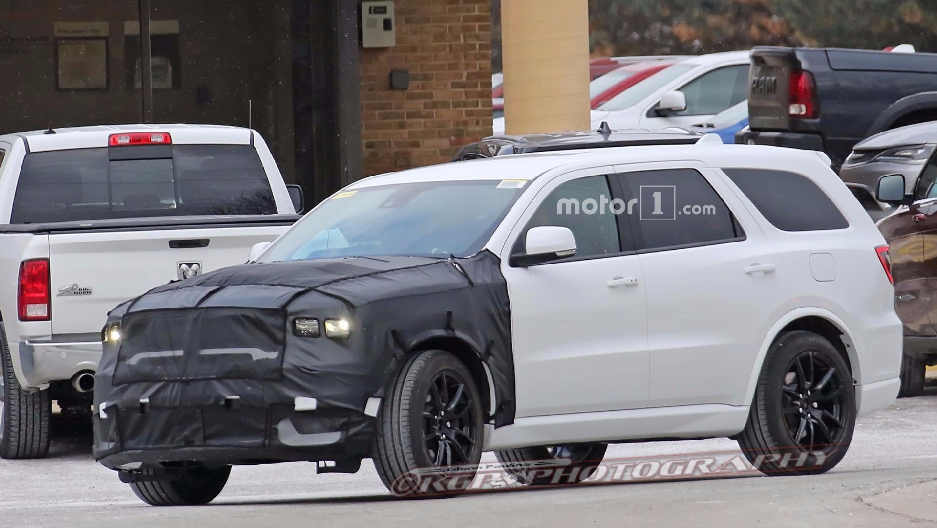 Dodge Durango Hellcat >> Possible Dodge Durango Hellcat Spotted Outside Srt Hq Dodge Durango Hellcat >> Possible Dodge Durango Hellcat Spotted Outside Srt Hq