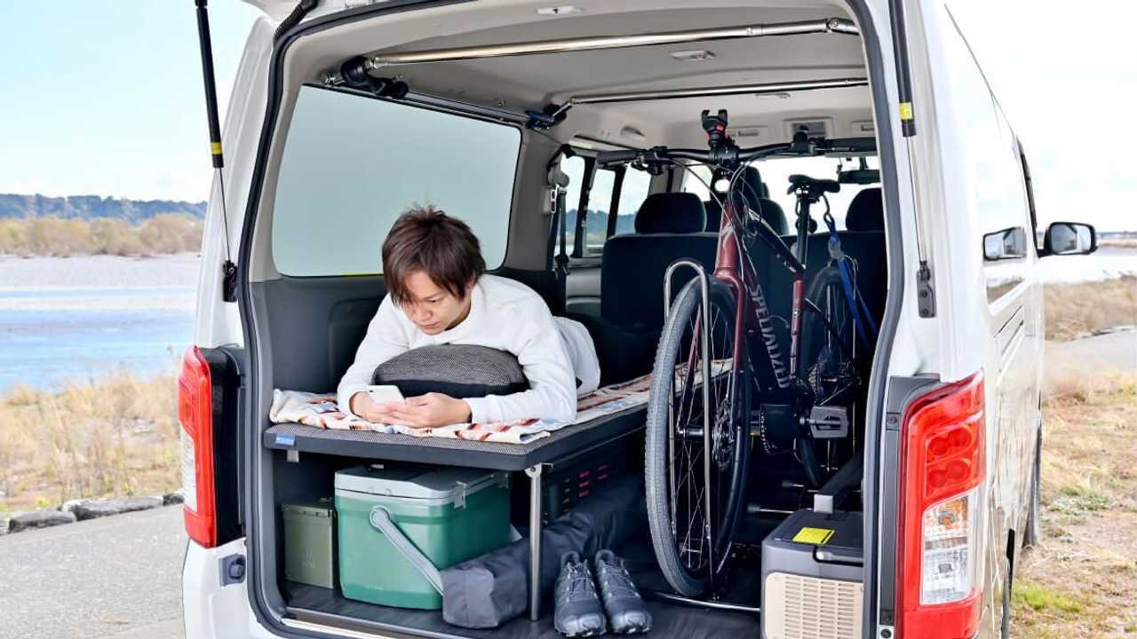 Nissan NV350 Caravan Mobility Concept