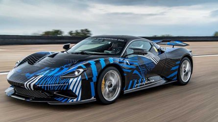 VIDÉO - La Pininfarina Battista prend d'assaut le circuit de Nardò