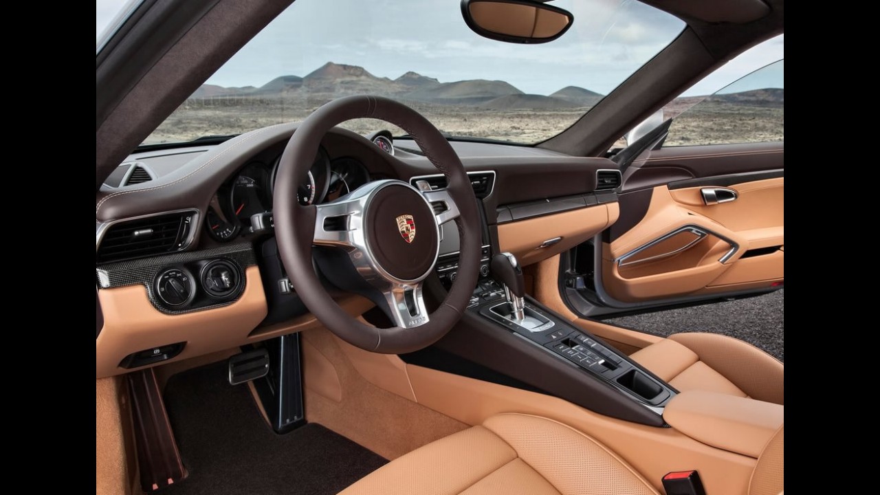 Novo Porsche 911 Turbo S 2014 faz 0 a 100 km/h em 3,1 segundos