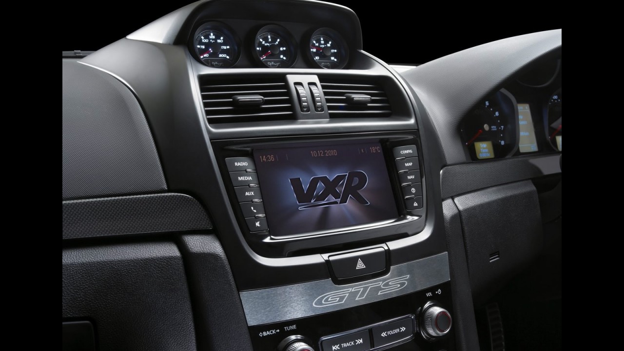 Vauxhall VXR8 2011: Versão esportiva do Omega com motor V8 de 413cv