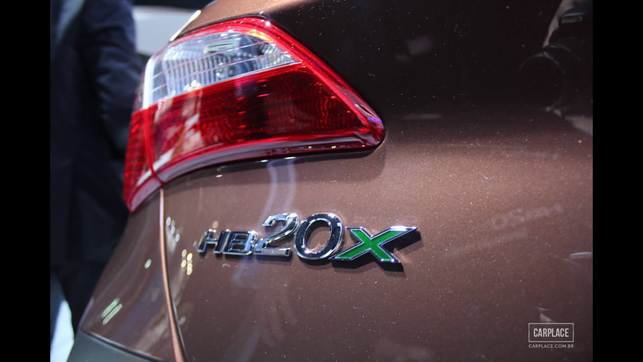 Salão do Automóvel: Hyundai apresenta o “aventureiro” HB20X - Sedã fica para março