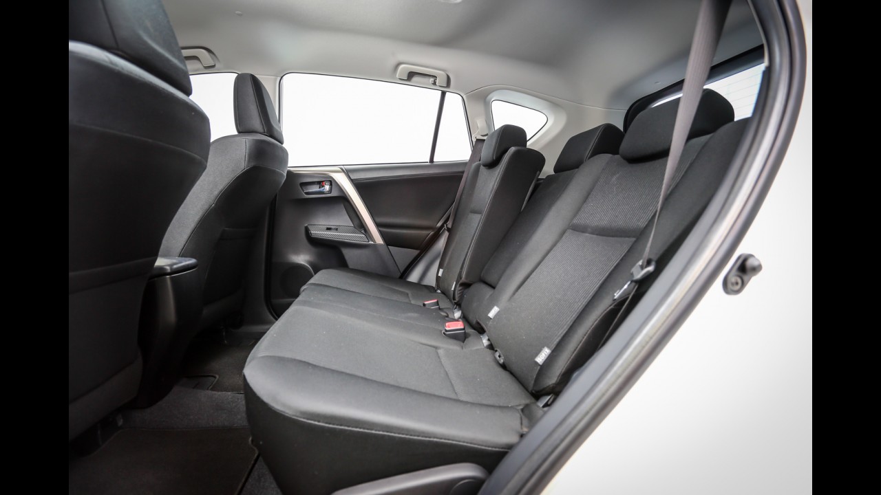 Teste CARPLACE: Toyota Rav4 agrada e deixa boa expectativa para o novo Corolla