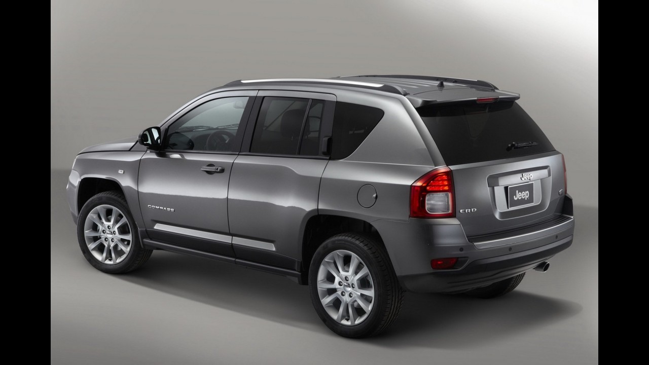 Jeep apresentará novidades para os modelos Grand Cherokee, Compass e Wrangler no Salão de Paris