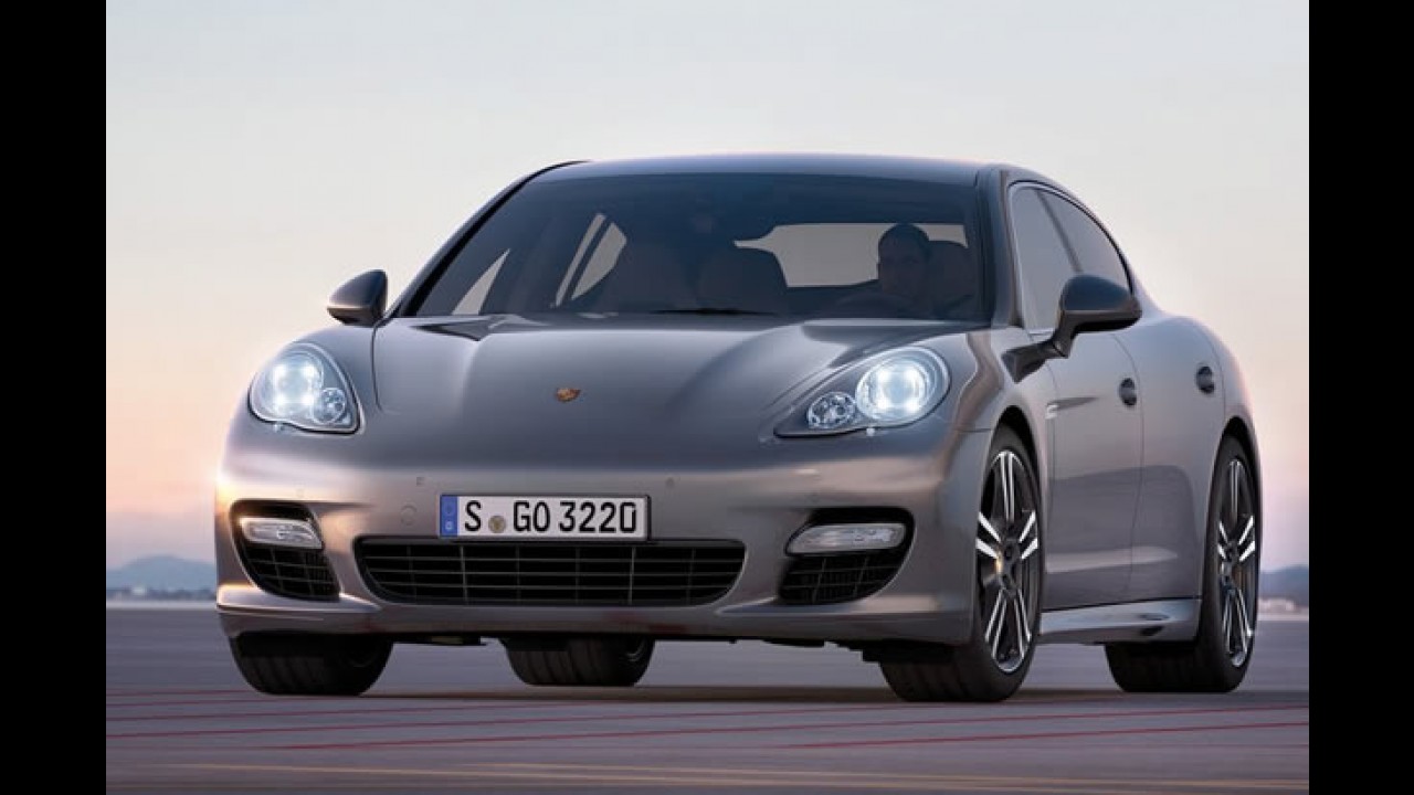 Porsche revela o Panamera Turbo S - Motor de V8 de 550 cv tem consumo de 9,7 km/litro