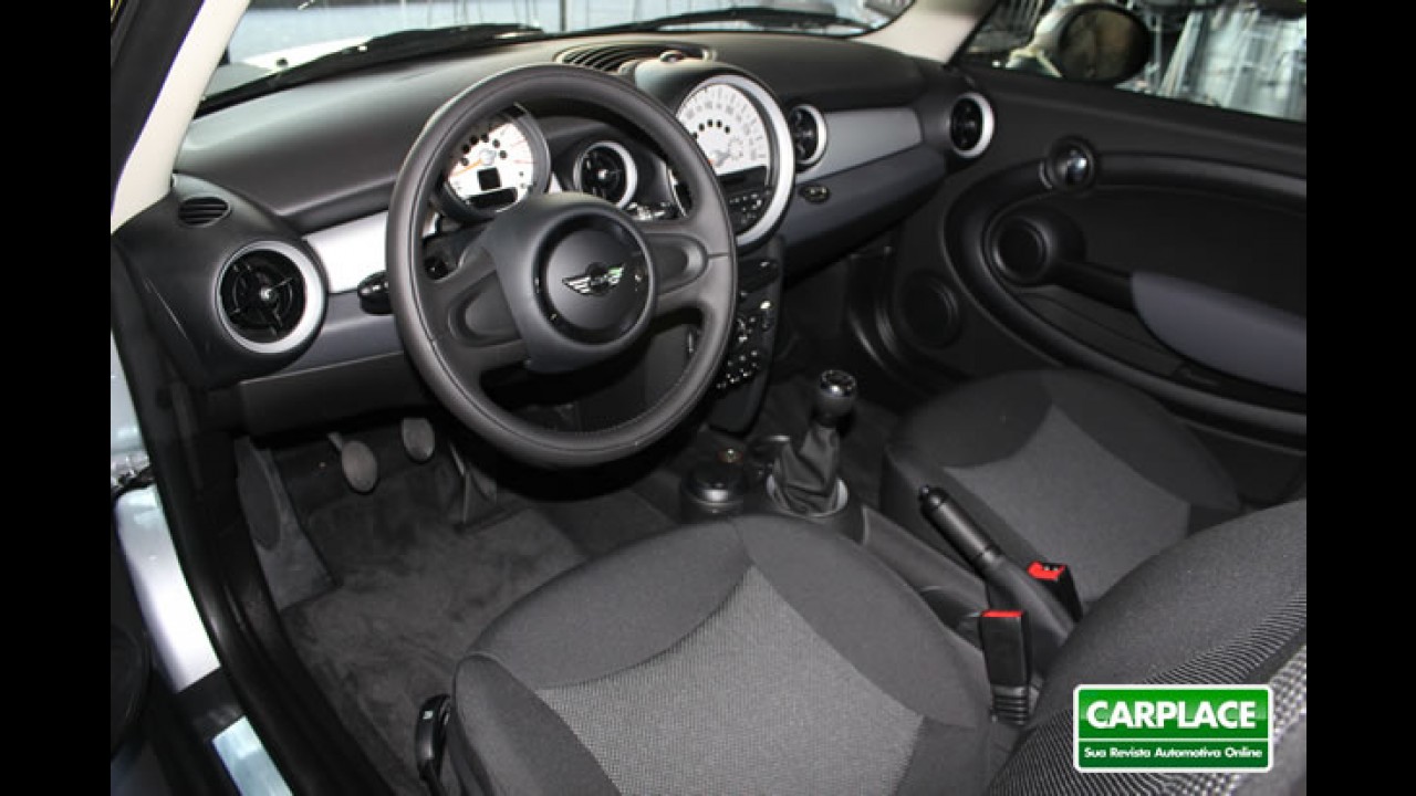 Dirigimos o MINI One - Confira as impressões iniciais ao volante