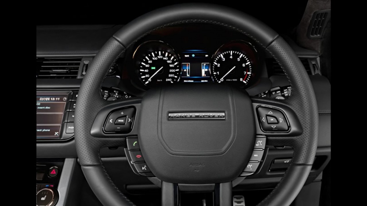 Range Rover Evoque ganha edição especial com Victoria Beckham - Modelo é apresentado em Pequim