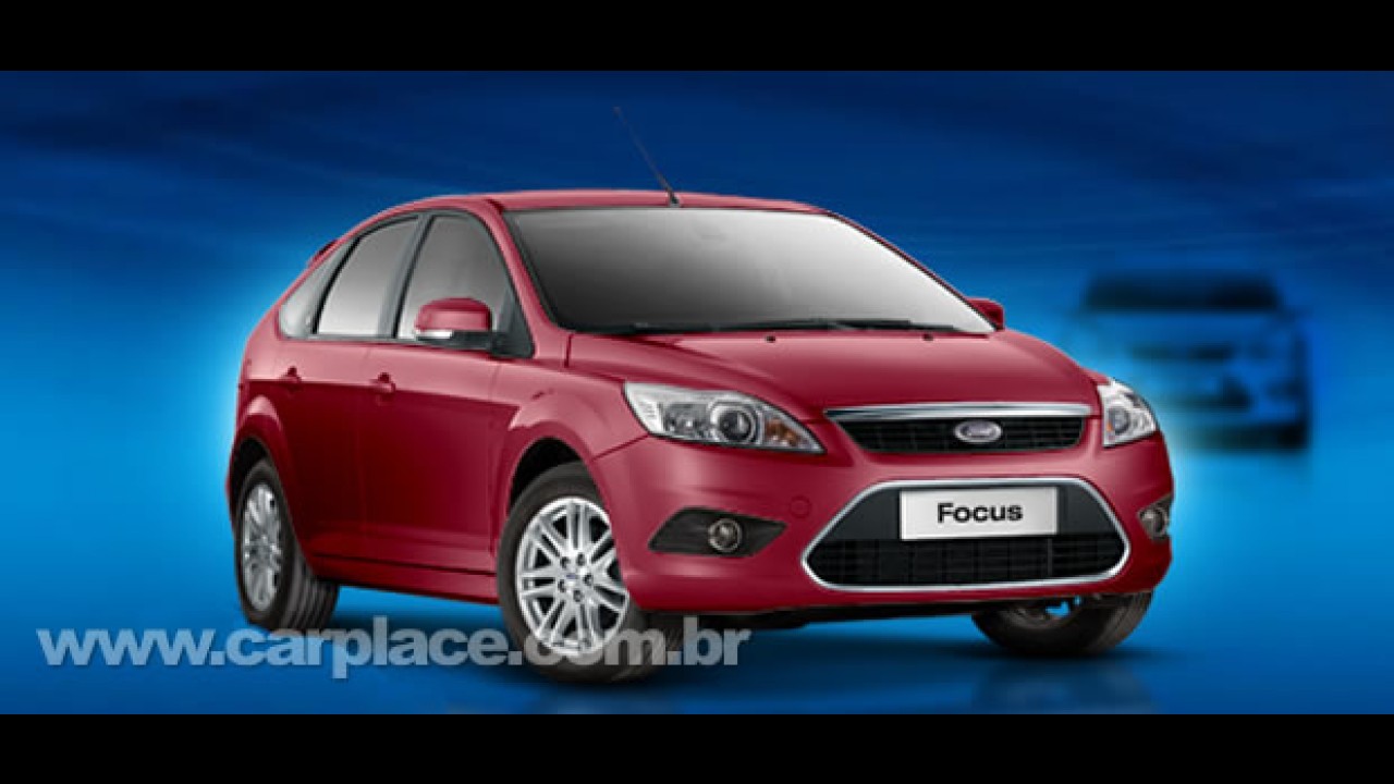 Ford já oferece Novo Focus com novas cores - Revenda diz que 2.0 Flex chega em setembro