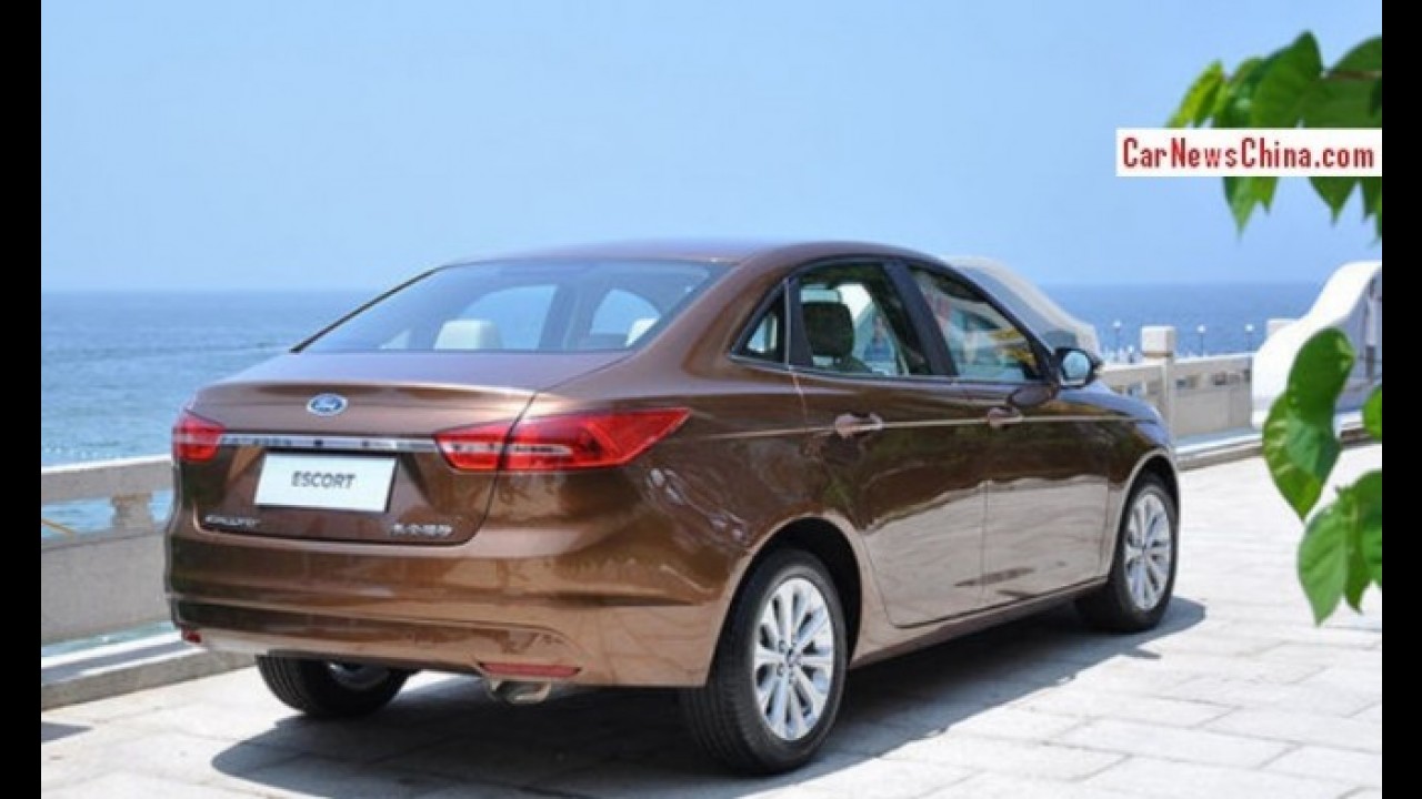 Novo Ford Escort já aparece nas ruas chinesas. Seria uma boa por aqui?