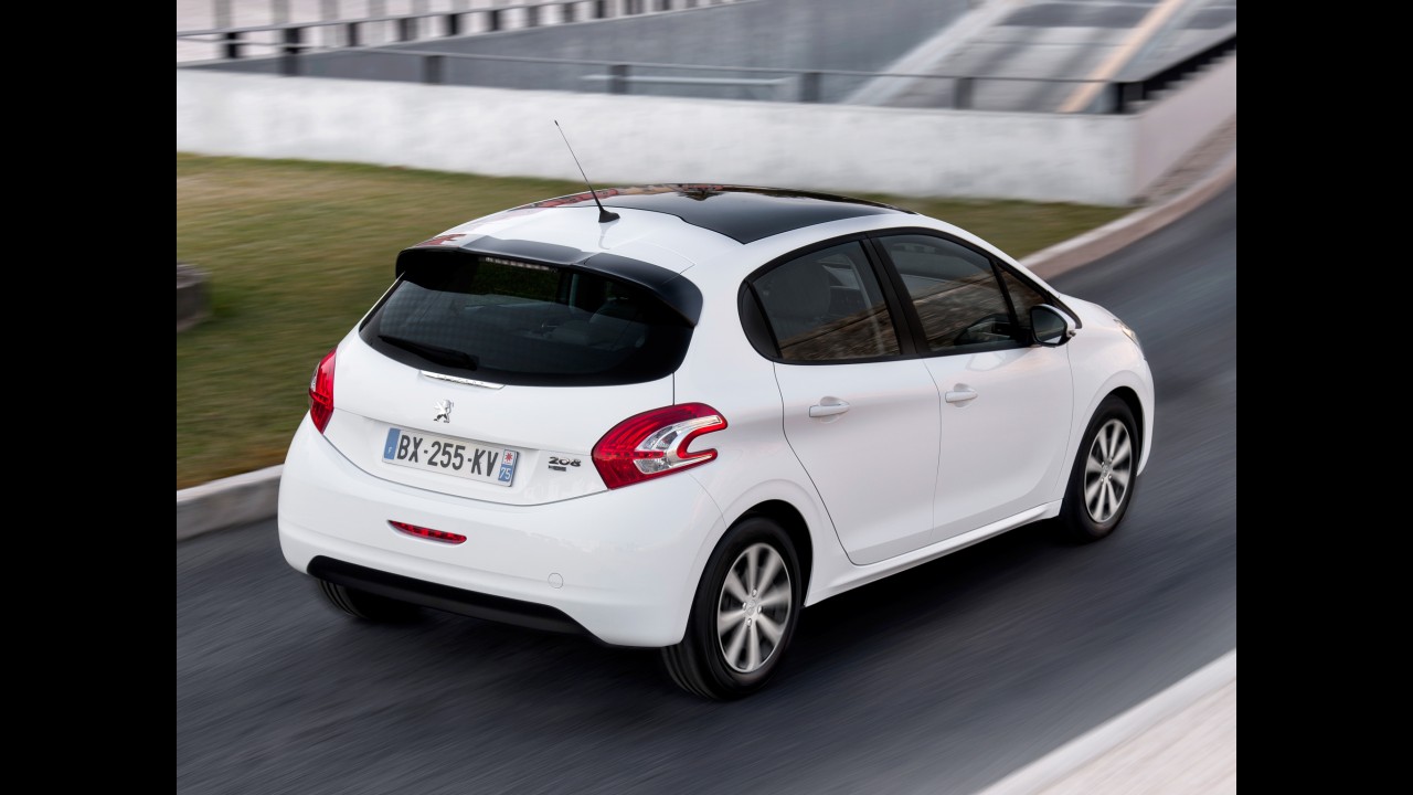 Peugeot 208 chega no ano que vem com os mesmos motores 1.5 e 1.6 flex do novo Citroën C3