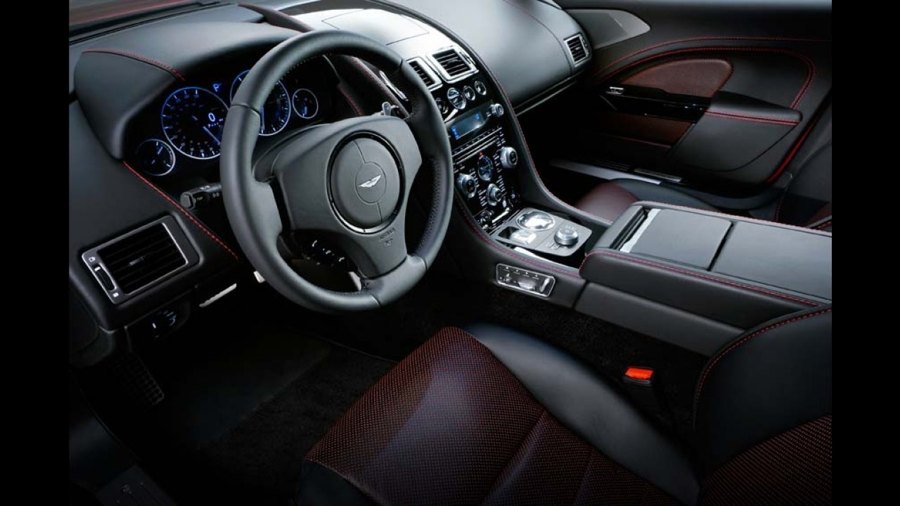 Aston Martin Rapide S 2013 é revelado - Veja a galeria de fotos