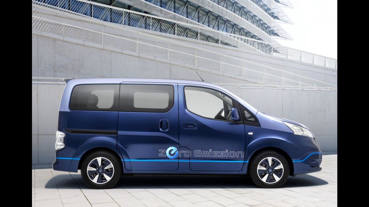 Nissan e-NV200 VIP, utilitário 100% elétrico, possui até monitor de 21"