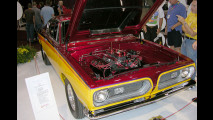 Bei diesem 1968er Plymouth Hemi Cuda zeigt sich der Motorraum sehr übersichtlich