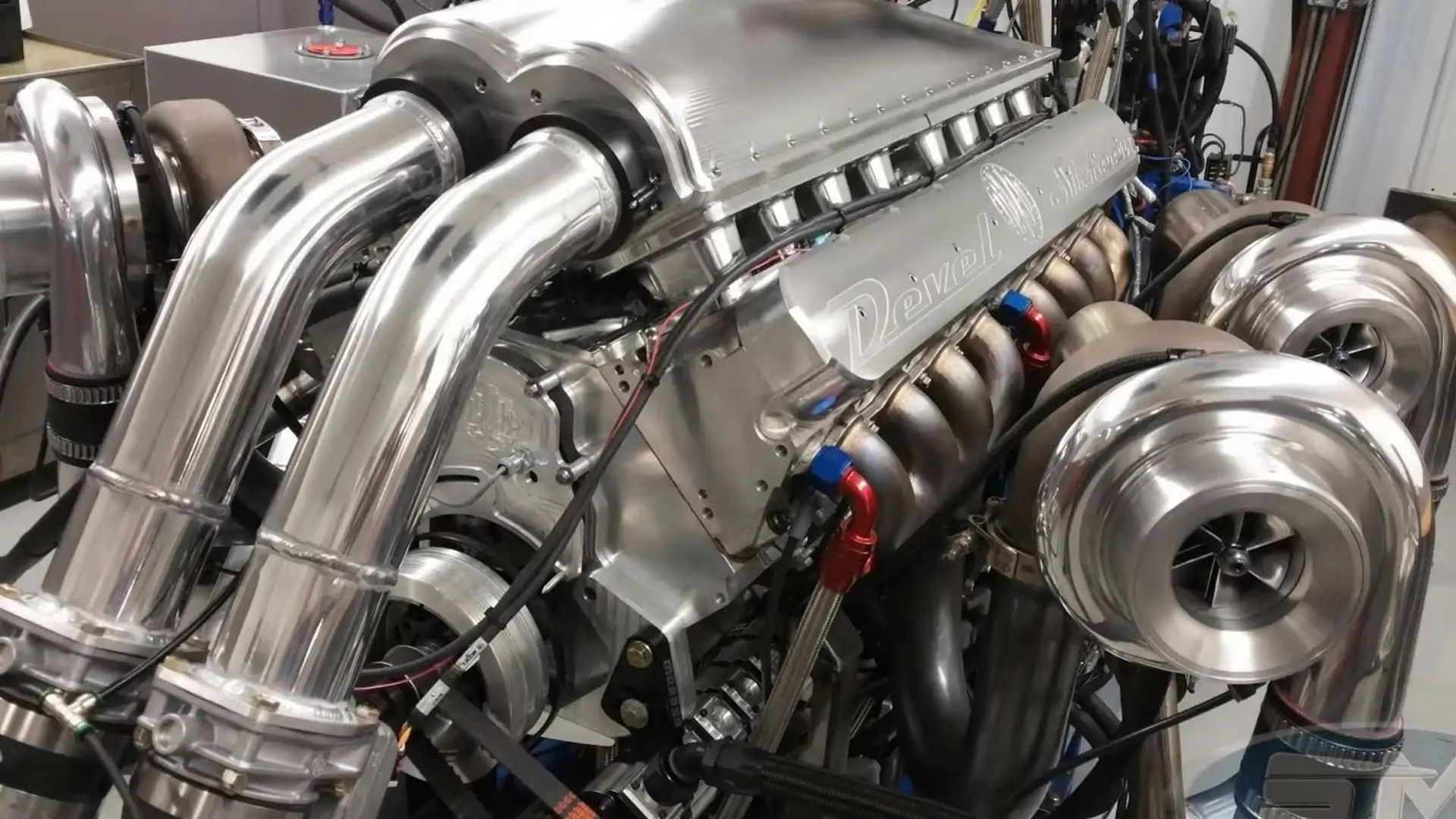 Devel Sixteen V16 12.3-liter dyno test shows 4,515 hp [video]
