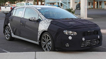 2017 Kia Forte facelift spy photo