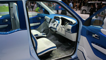 Daihatsu D-base concept