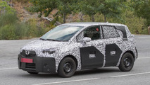 2017 Opel Meriva spy photo