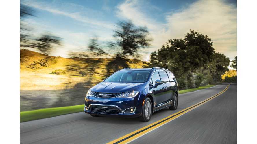 Chrysler Pacifica Hybrid News And Reviews Insideevs General Chrysler Pacifica Hybrid Named Northwest Green Vehicle Of The Year